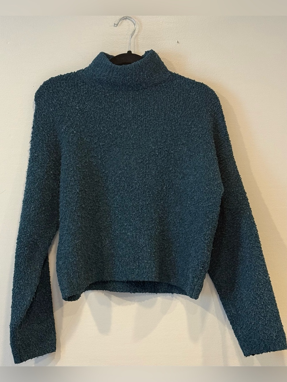 Universal Thread Teal Fuzzy Bouclé Knit Mock Neck Sweater Boxy Cropped Sz Small
